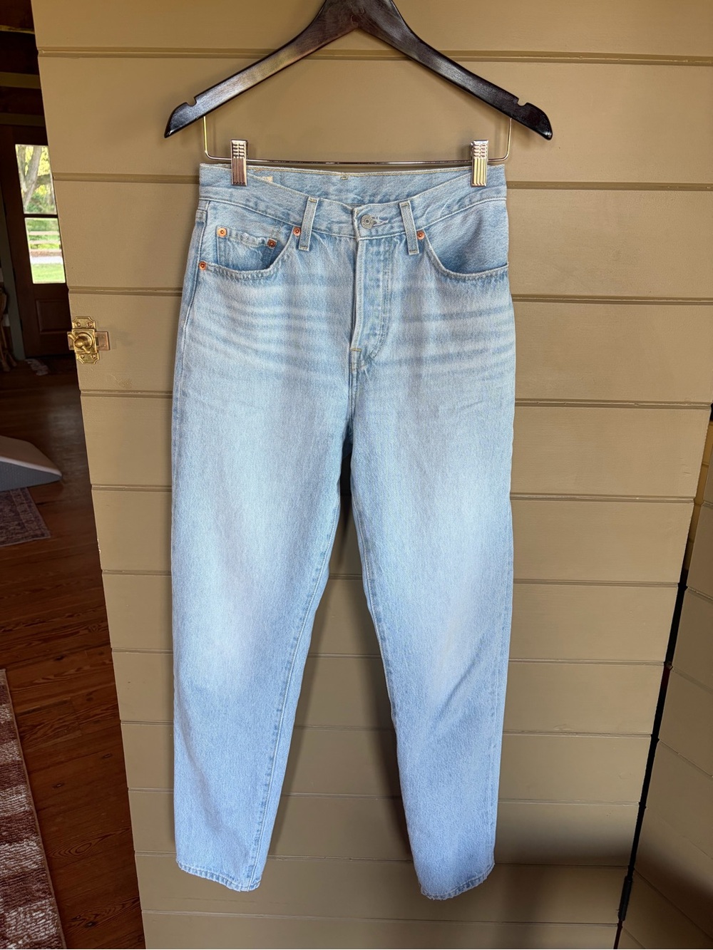 Levi’s 501 Light Wash Jeans - Classic Straight Fit